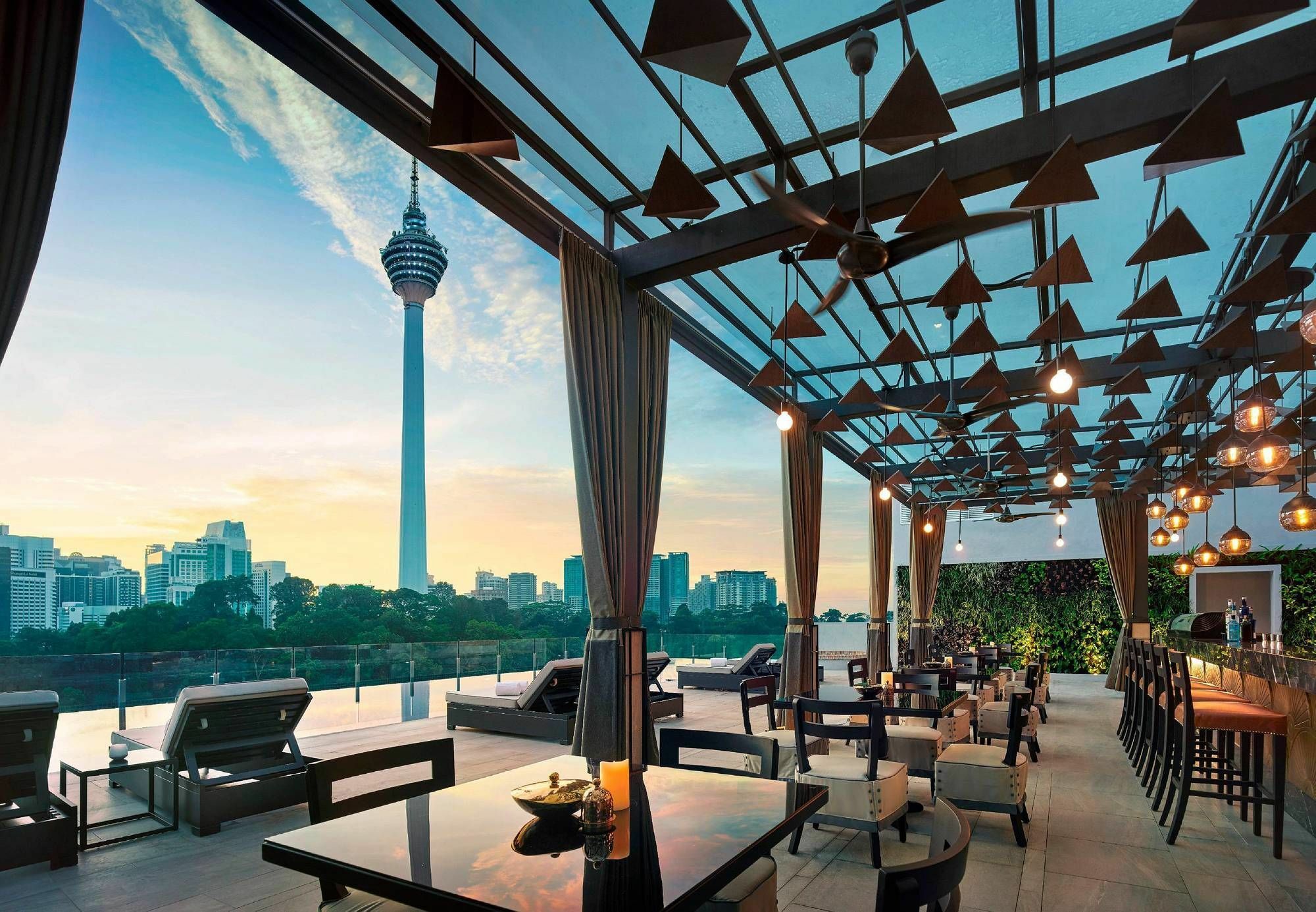 Hotel Stripes Kuala Lumpur, Autograph Collection Kuala Lumpur